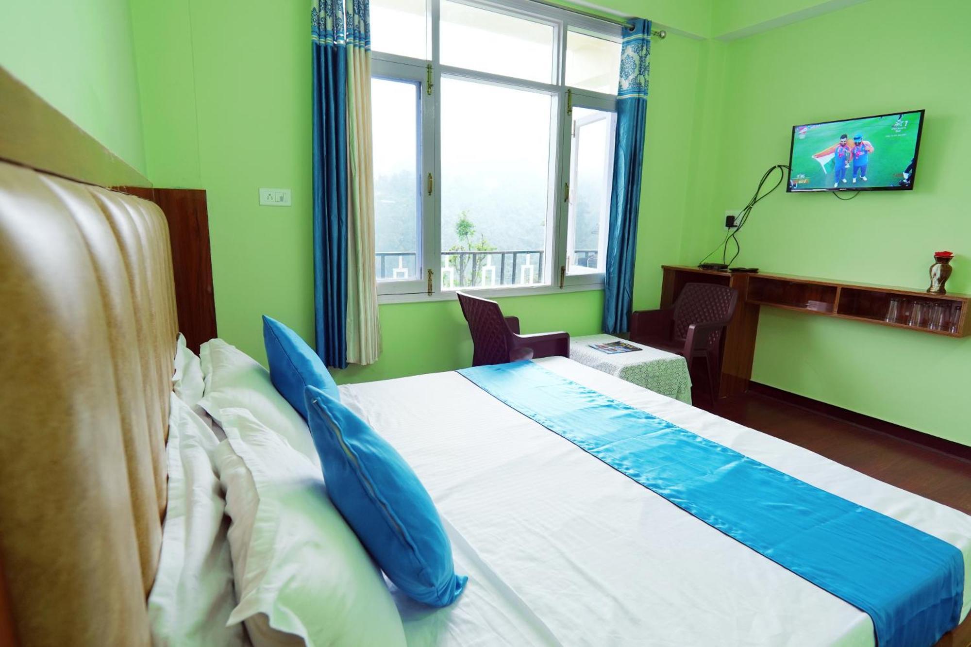 Shimla Hills Apartments 2Bhk Exterior foto