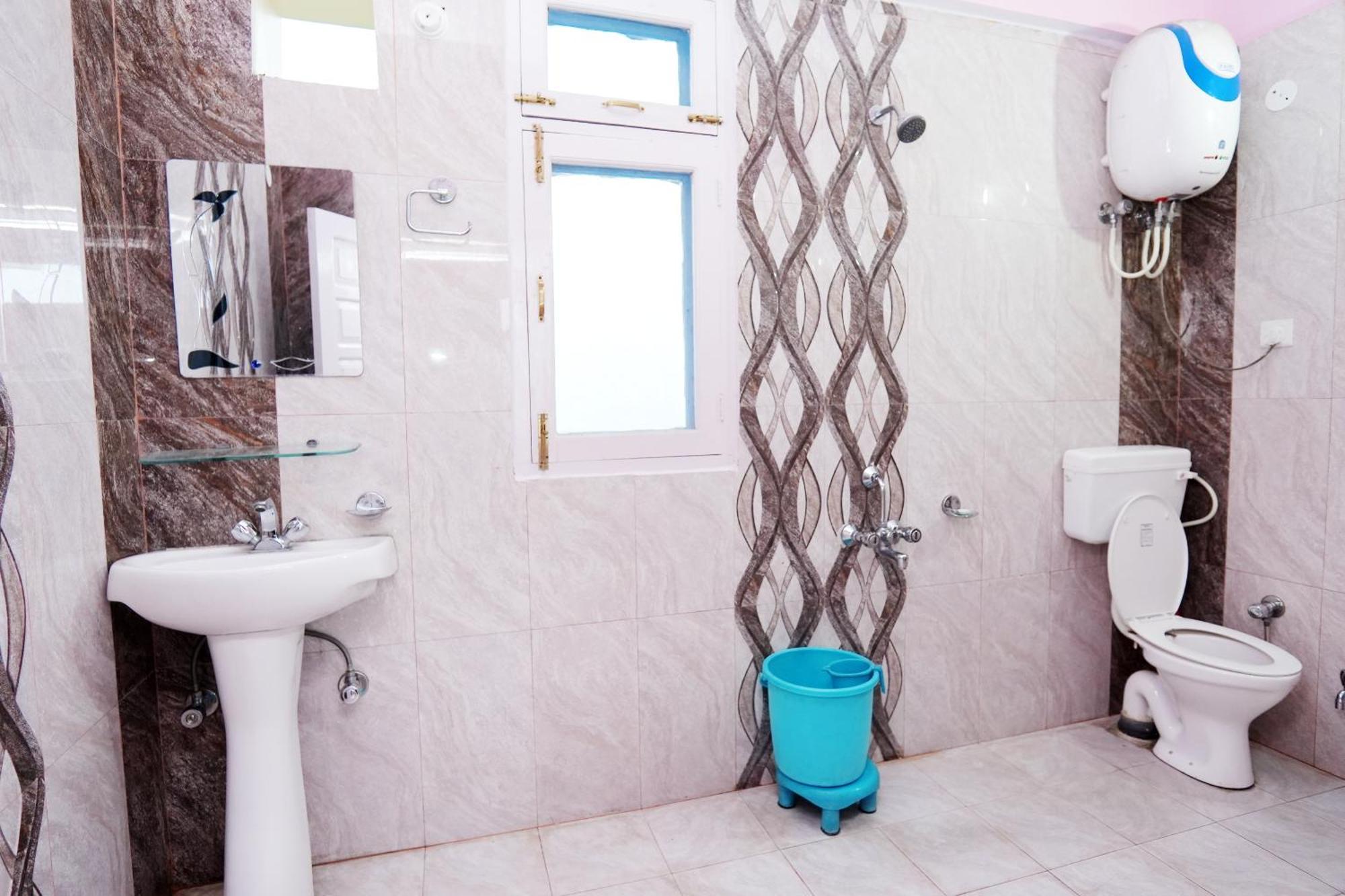 Shimla Hills Apartments 2Bhk Exterior foto